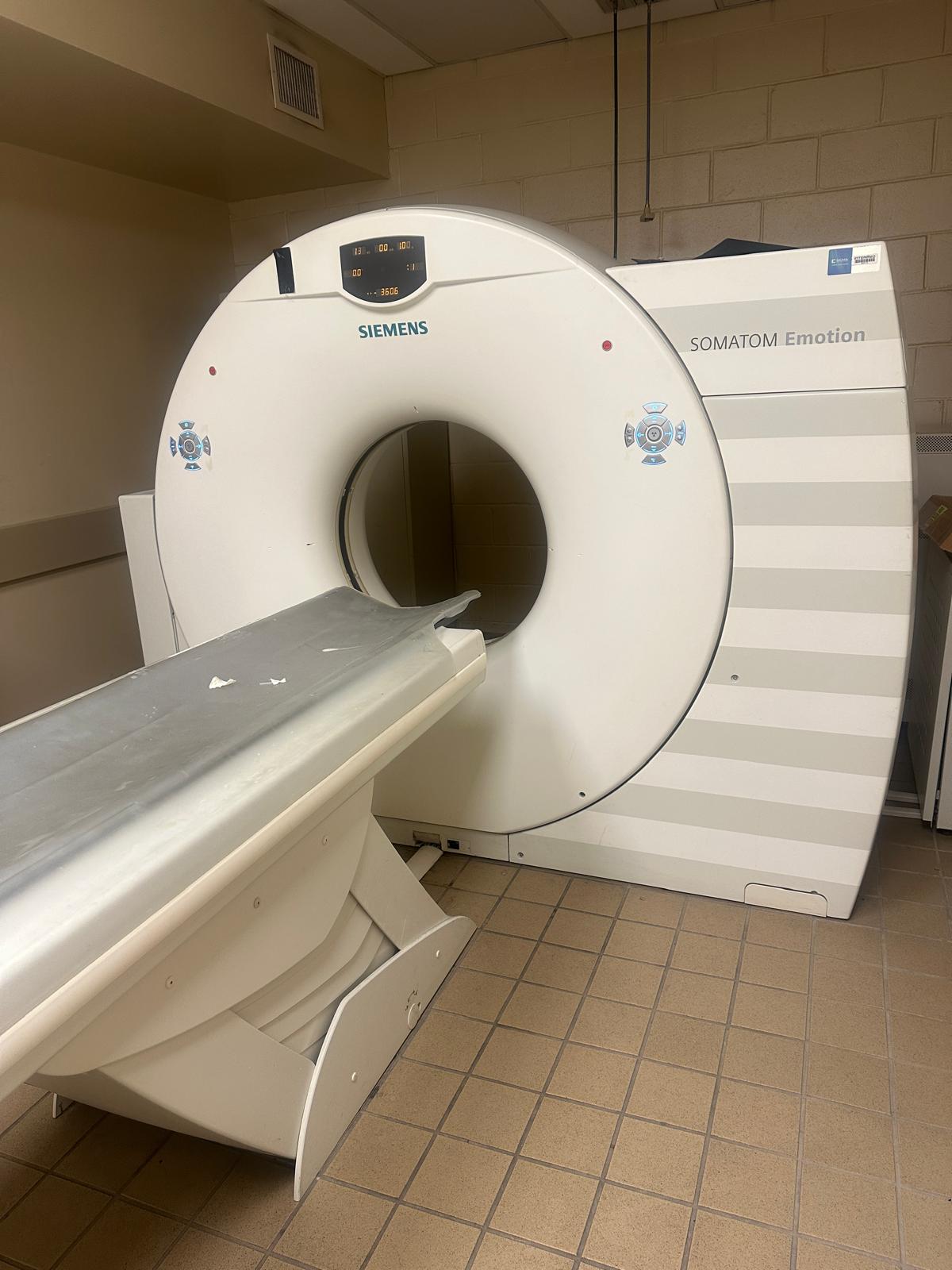 Siemens Emotion 16 CT Scanner