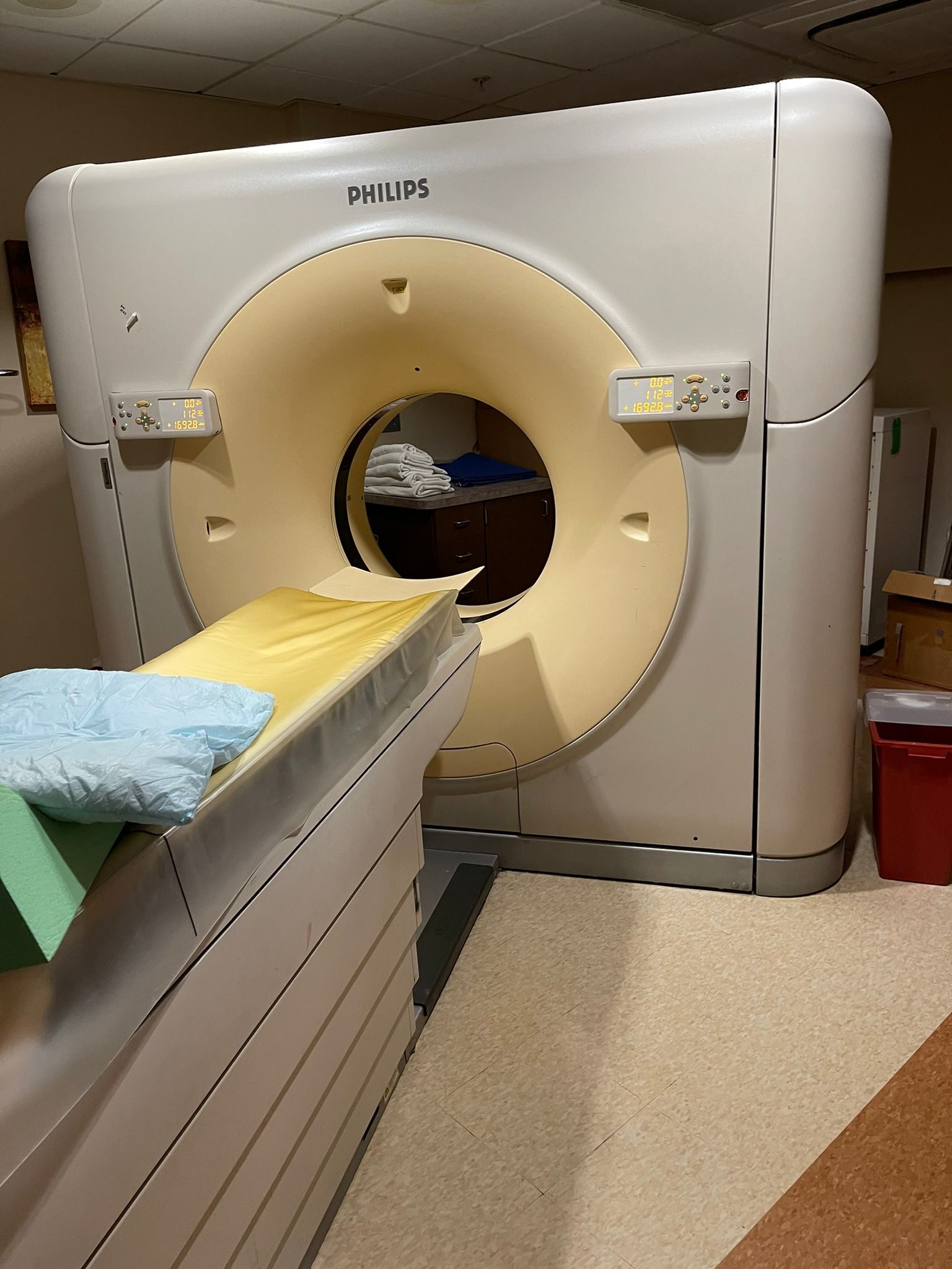 Philips Brilliance 16 Slice CT