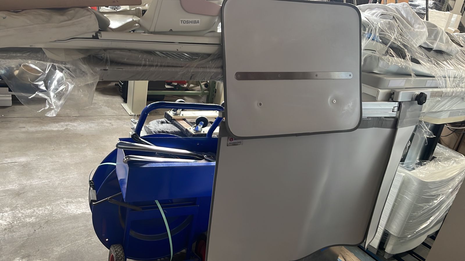 Table Mounted Lower Body Shield (311/DS-020)