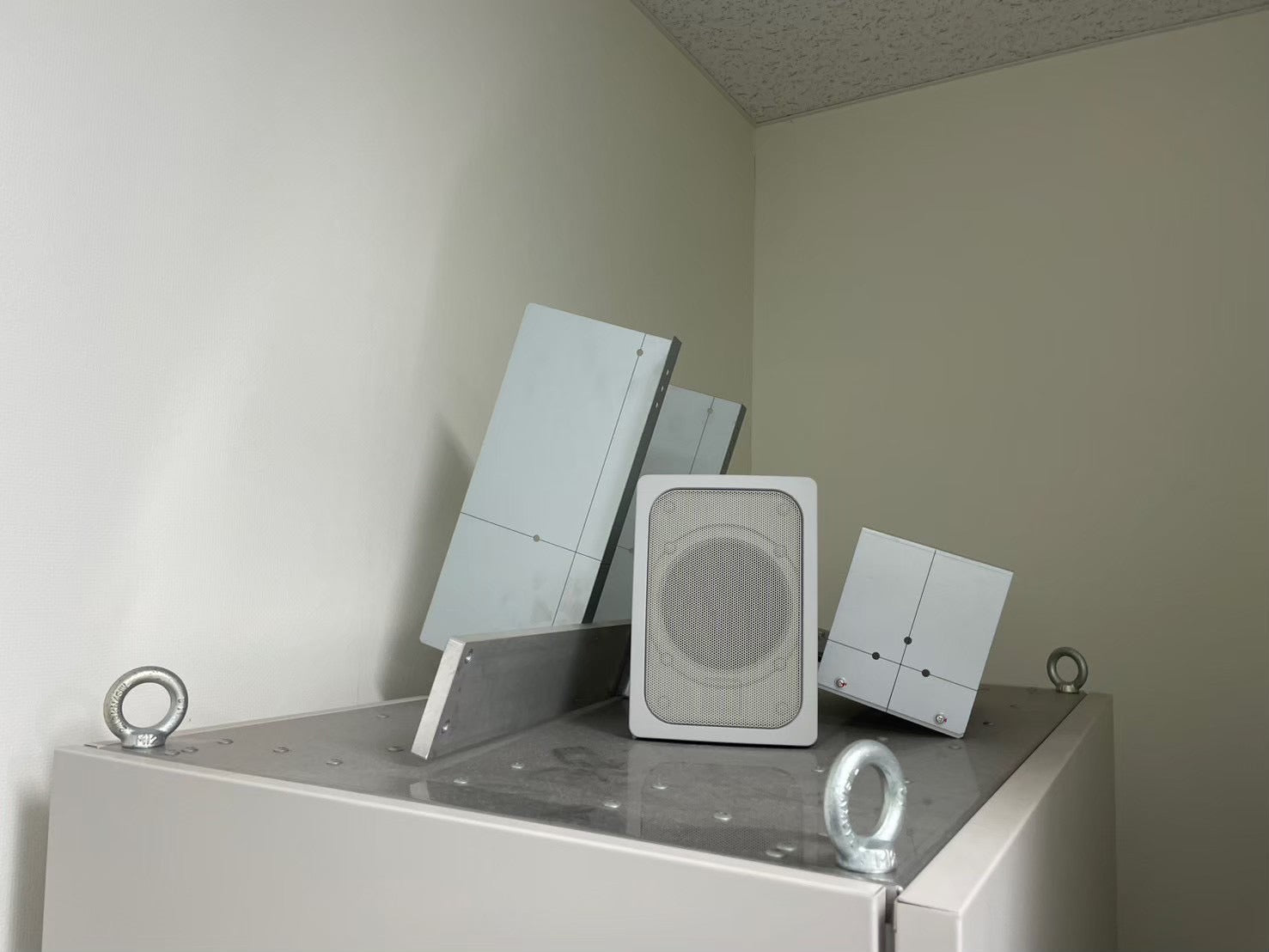 Hitachi Eclos 16 CT Scanner