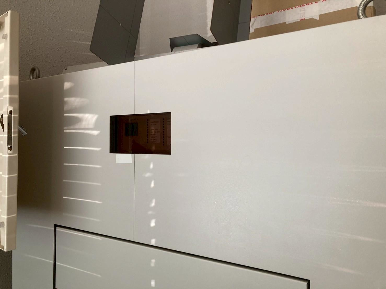 Hitachi Eclos 4 CT Scanner