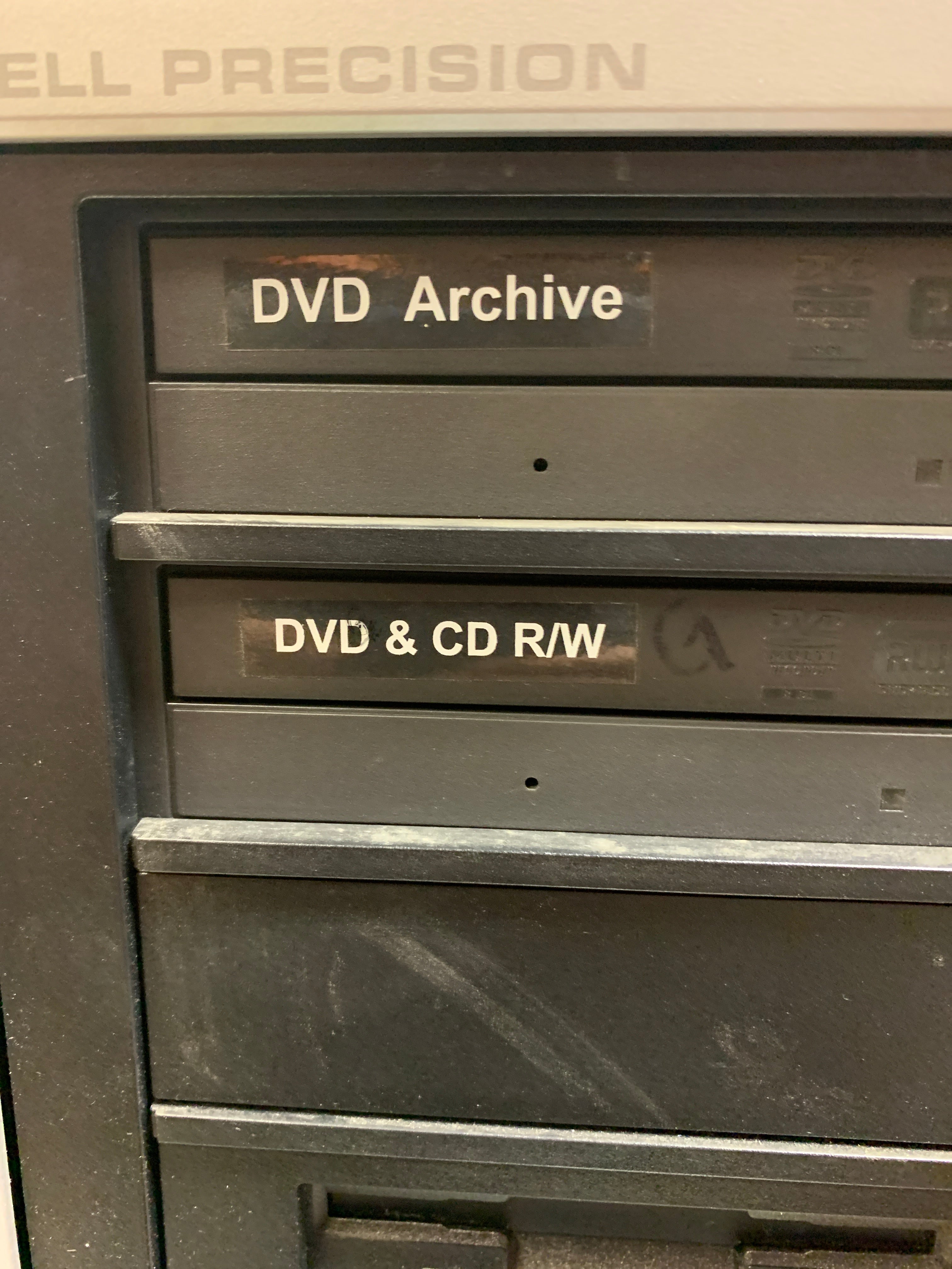 455011502451 host computer